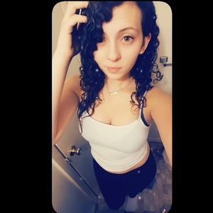 Meet your Posher, Bethany